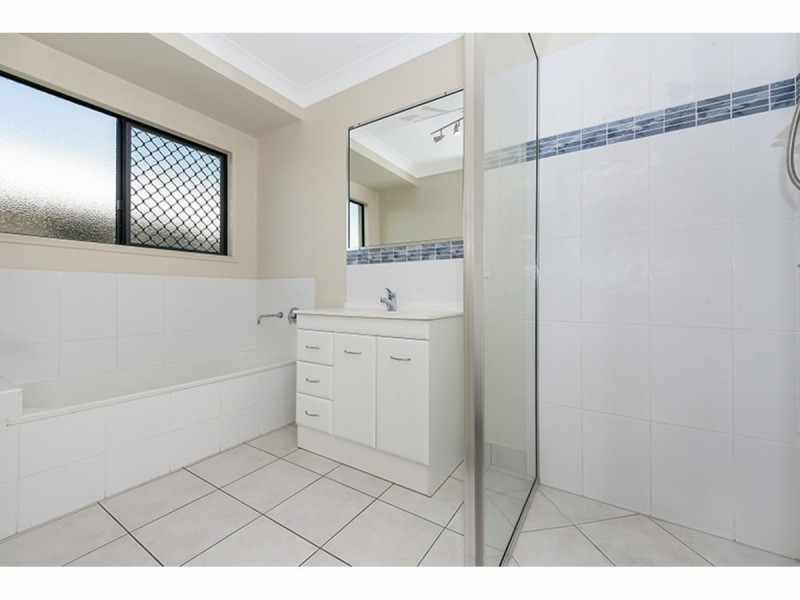 3 Romboli Court, Burdell QLD 4818