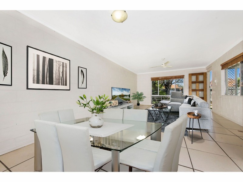 1/1 Burramugga Crescent, Kirwan QLD 4817