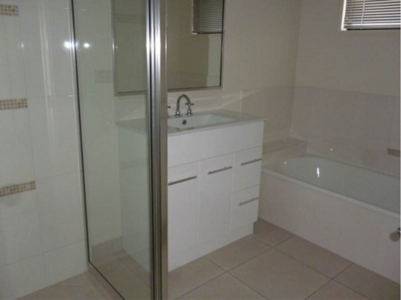 7 Yarra Crescent, Kelso QLD 4815