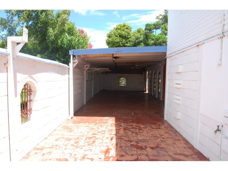 77 Charles Street, Gulliver QLD 4812