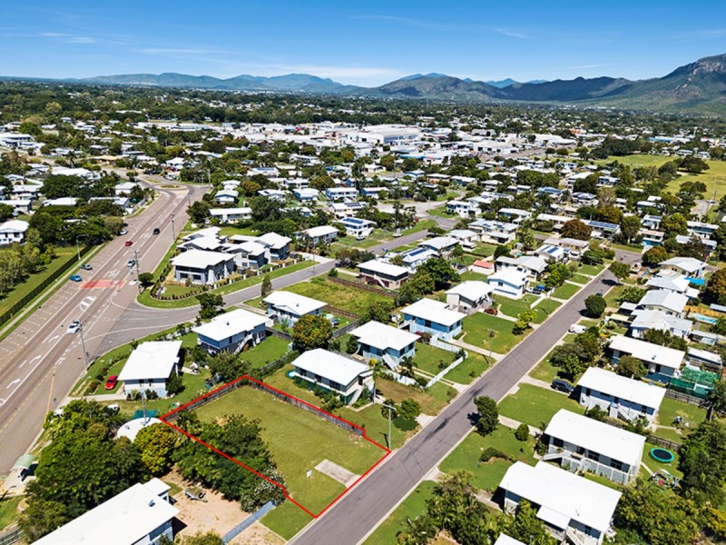 17 Biggs Street, Vincent QLD 4814