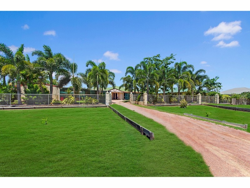 13 Dartmoor Drive, Kelso QLD 4815