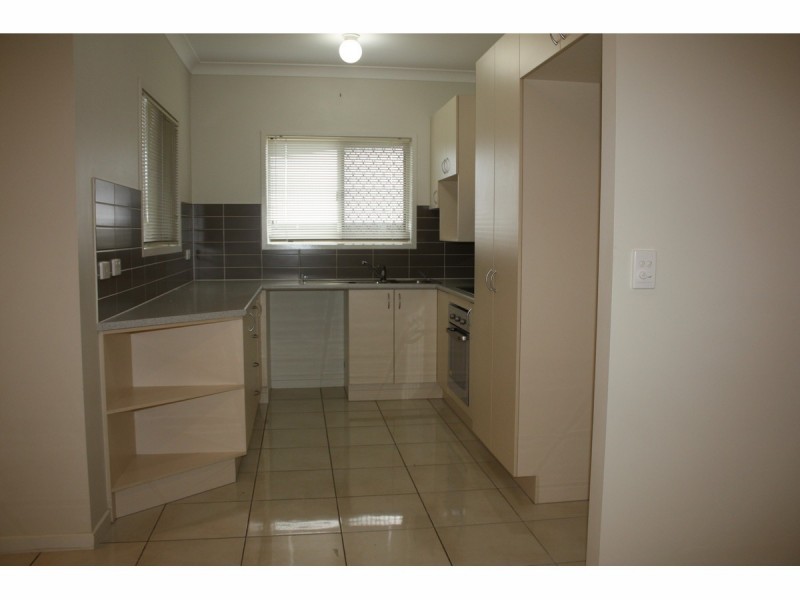 17 Yanooa Court, Bushland Beach QLD 4818