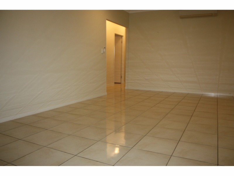 17 Yanooa Court, Bushland Beach QLD 4818