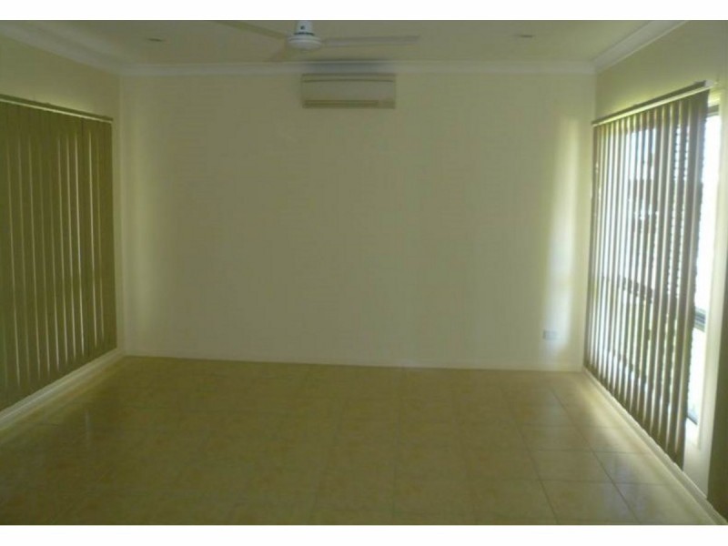 10 Hexham Close, Burdell QLD 4818