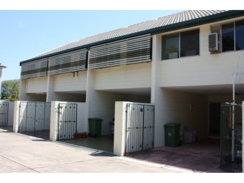 13/352 Ross River Road, Cranbrook QLD 4814