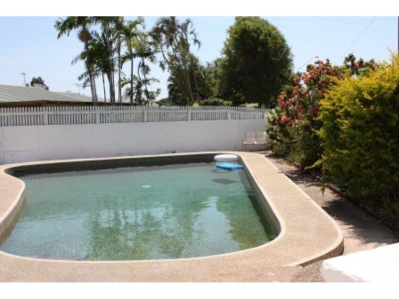 13/352 Ross River Road, Cranbrook QLD 4814