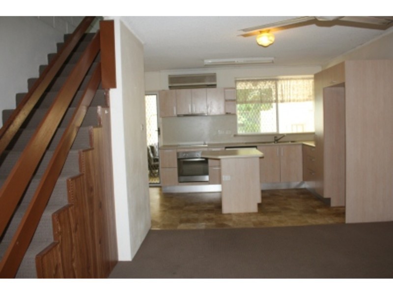 13/352 Ross River Road, Cranbrook QLD 4814