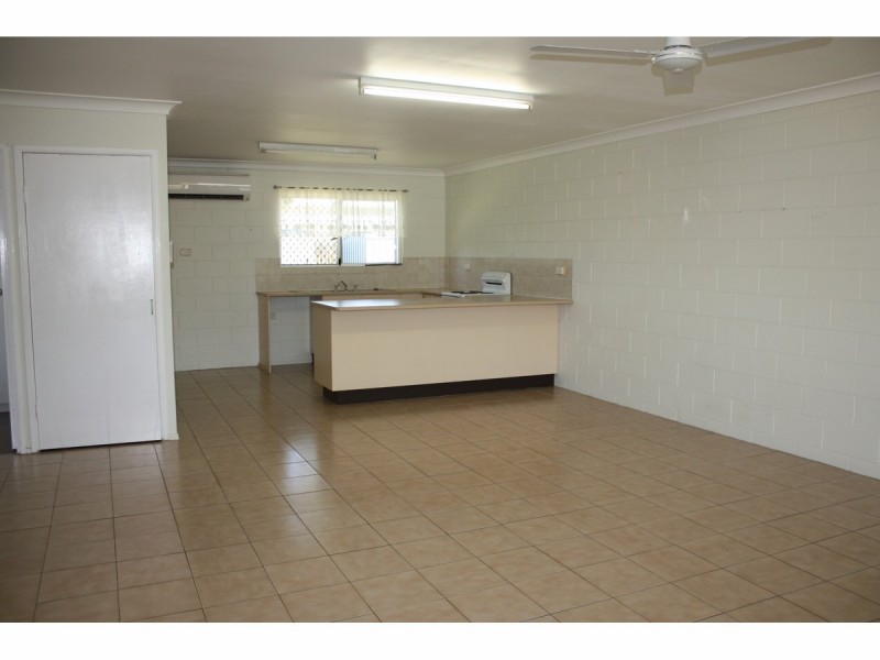 1/15 Saltbush Drive, Rasmussen QLD 4815