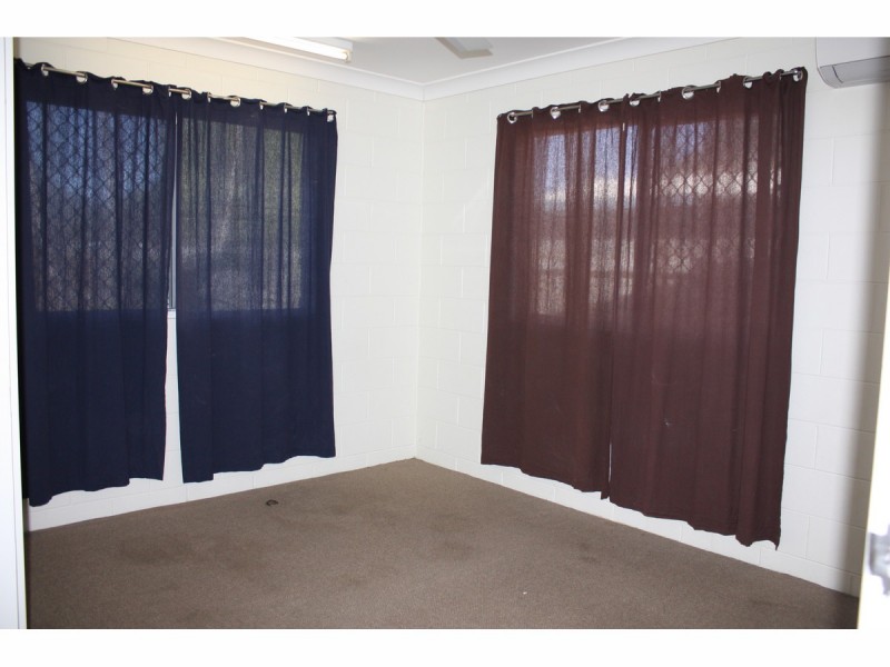 1/15 Saltbush Drive, Rasmussen QLD 4815