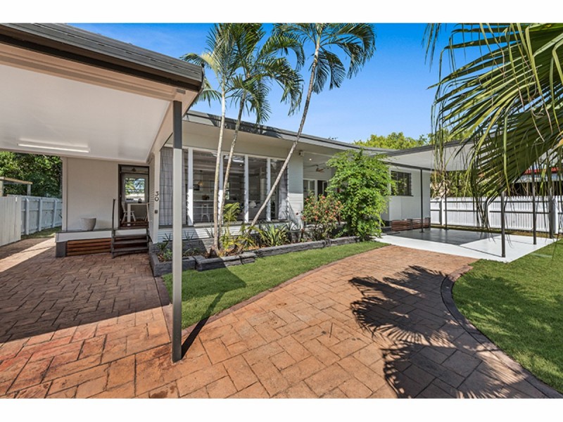 30 Bristol Street, Gulliver QLD 4812