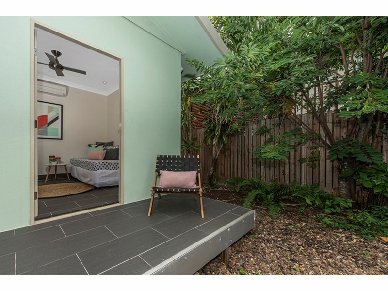 11 Margaret Street, West End QLD 4810