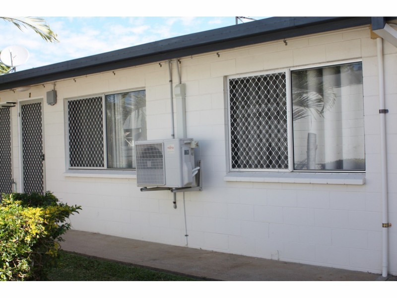 2/15 Fraire Street, Hermit Park QLD 4812