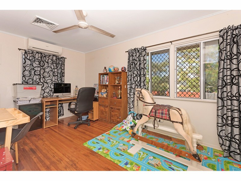 3 Tilanus Street, Heatley QLD 4814