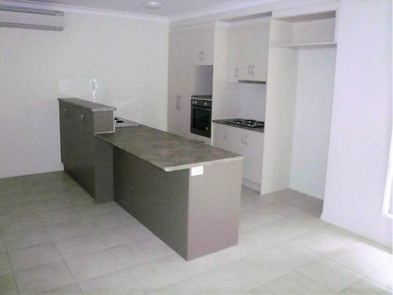 65 Derwent Circuit, Kelso QLD 4815