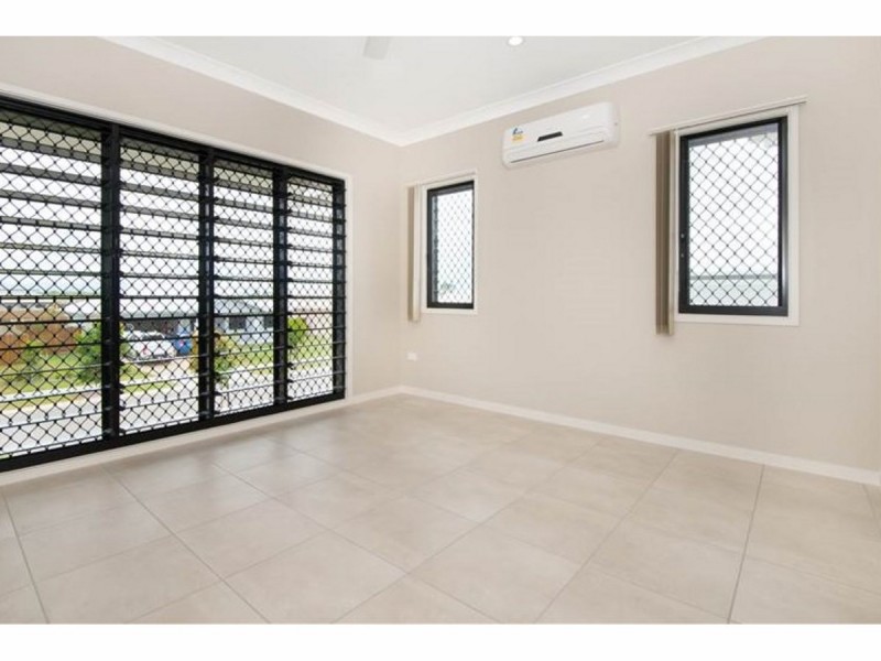 4 Sorghum Street, Rasmussen QLD 4815