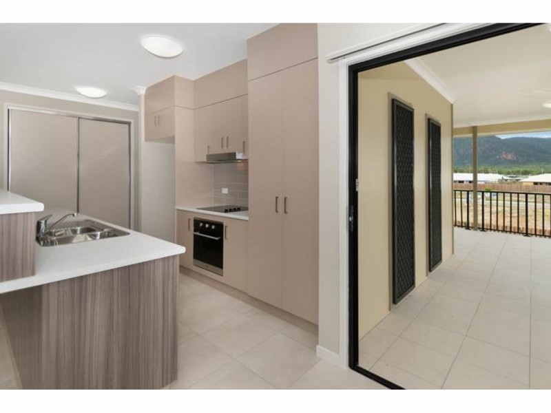 4 Sorghum Street, Rasmussen QLD 4815