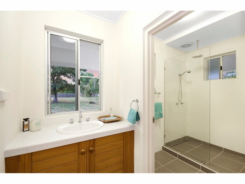 Lot 3 / 20 Duggan Drive, Alligator Creek QLD 4816