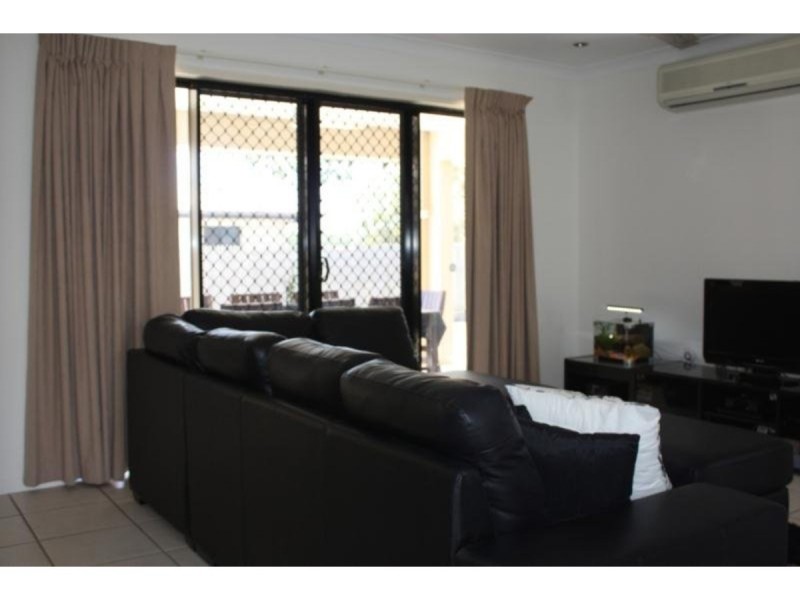 50 Brenton Circuit, Deeragun QLD 4818