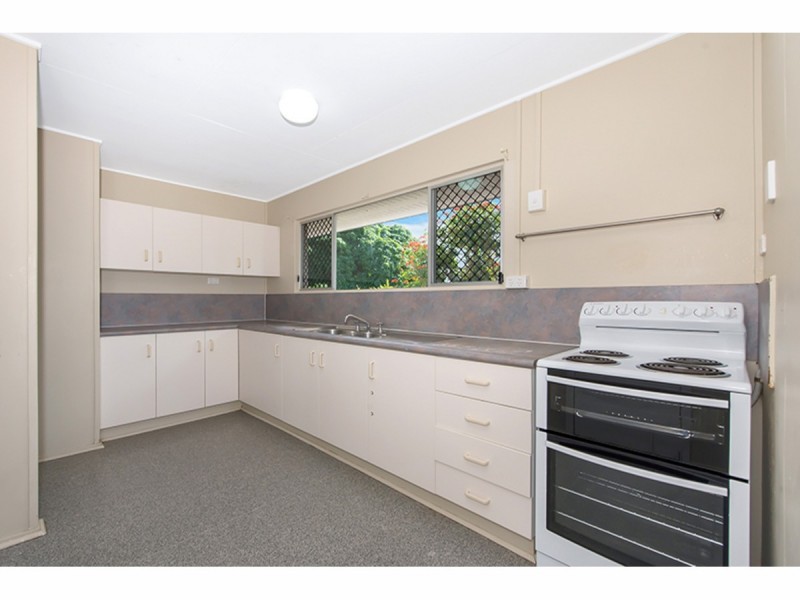 15 Bullock Street, Wulguru QLD 4811