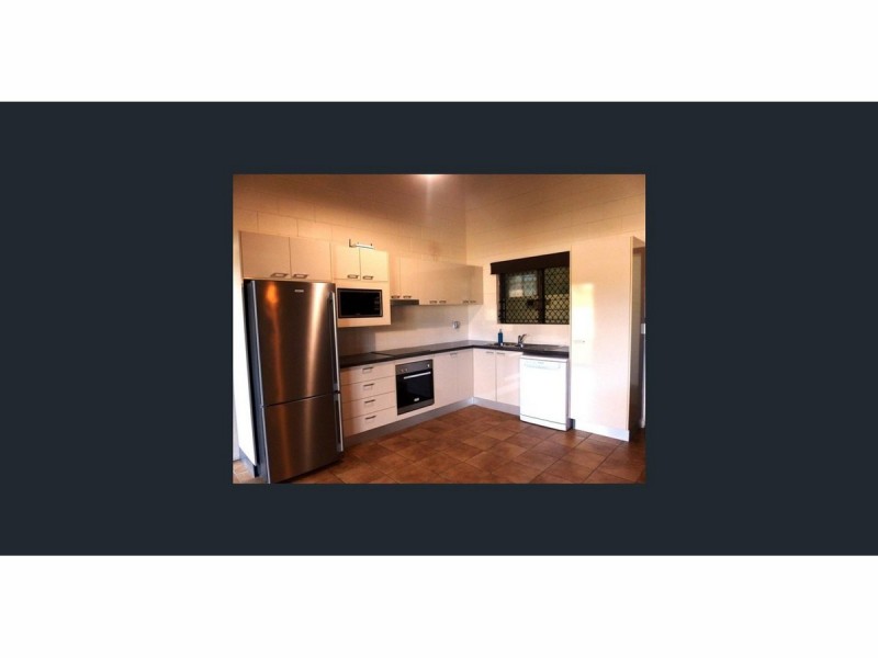 1/31 Queens Road, Railway Estate QLD 4810