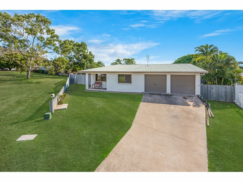 7 Canyon Court, Mount Louisa QLD 4814