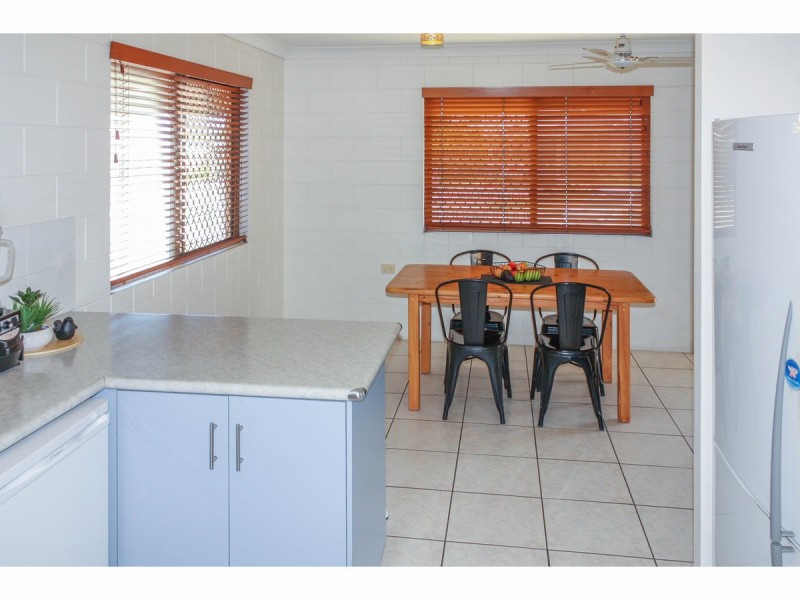 7 Canyon Court, Mount Louisa QLD 4814