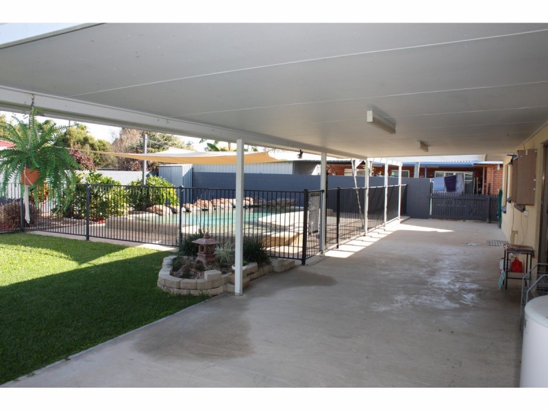 6 Silkwood Street, Kirwan QLD 4817