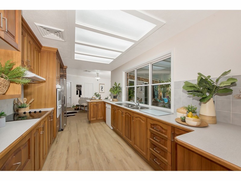 24 Sinclair Street, Annandale QLD 4814