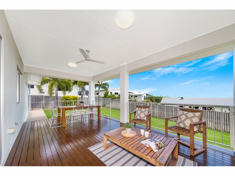 83 Shutehaven Circuit, Bushland Beach QLD 4818