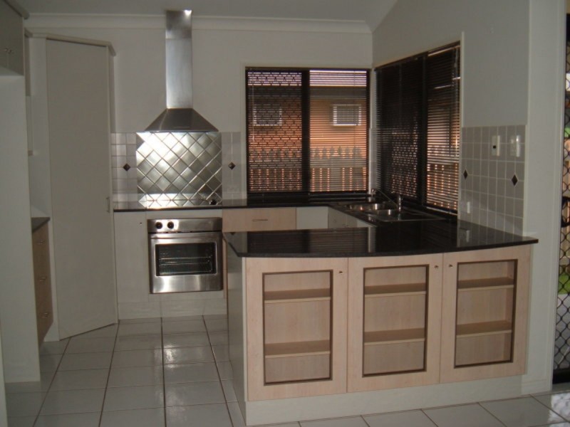 20 Riverbend Drive, Douglas QLD 4814