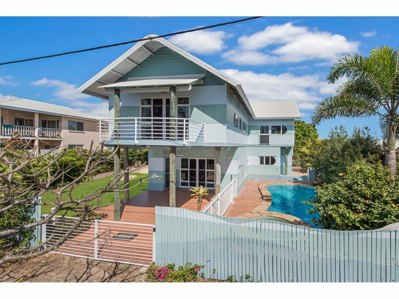 63 Cay Street, Saunders Beach QLD 4818