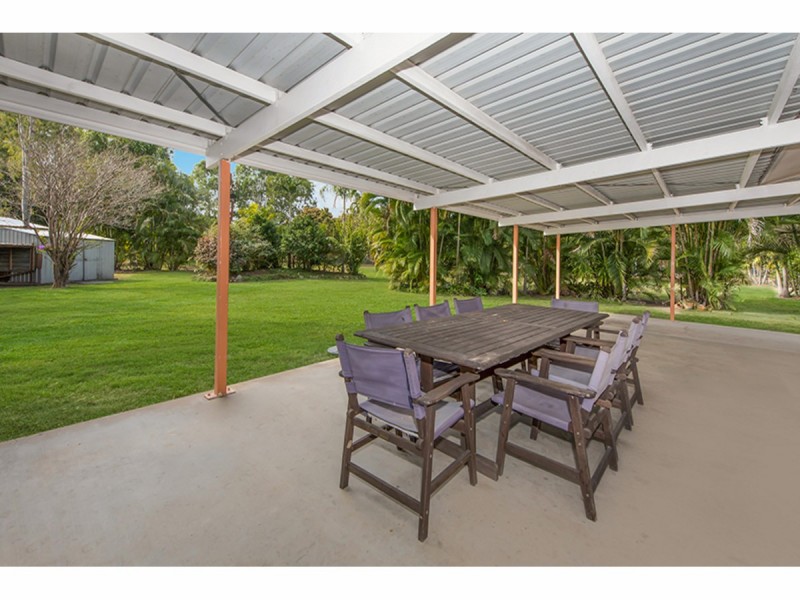 2 Flagstone Avenue, Rangewood QLD 4817