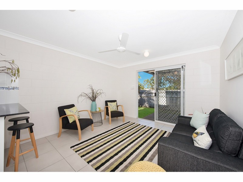 9/10 Blanes Street, Cranbrook QLD 4814