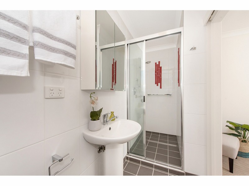 9/10 Blanes Street, Cranbrook QLD 4814