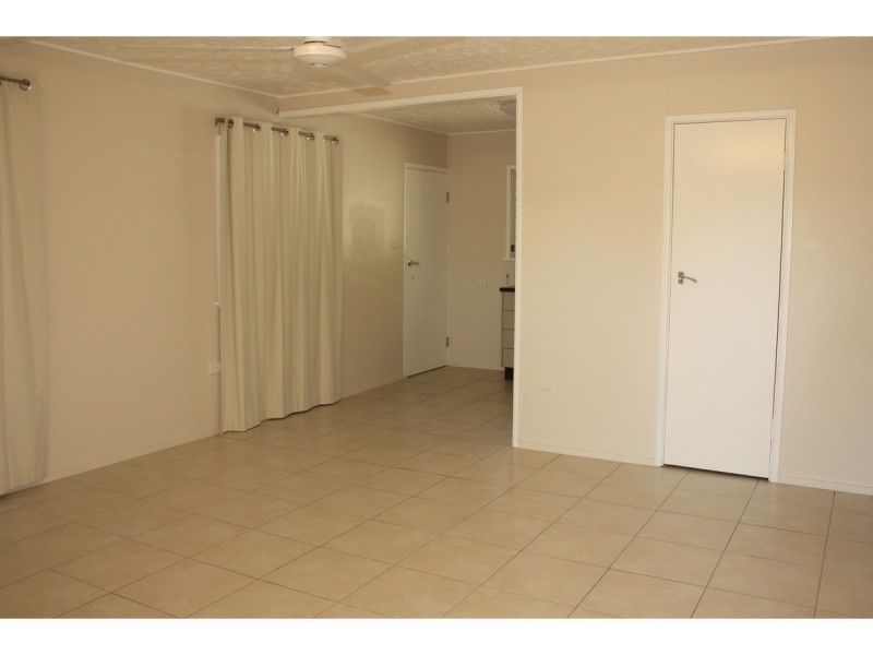 1/6 Sheffield Street, Gulliver QLD 4812