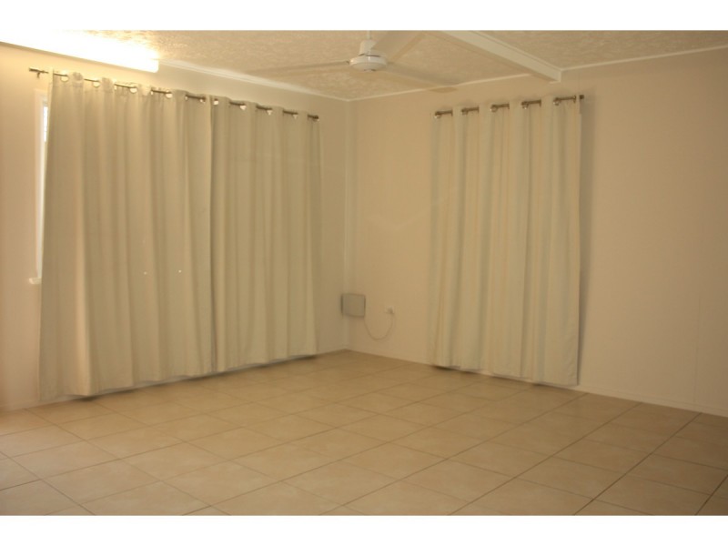 1/6 Sheffield Street, Gulliver QLD 4812