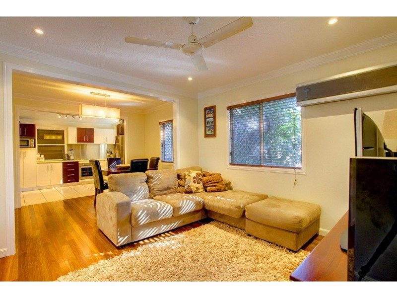 52 Bell Street, South Townsville QLD 4810