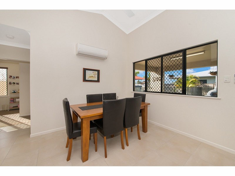 2 Goldfish Court, Burdell QLD 4818