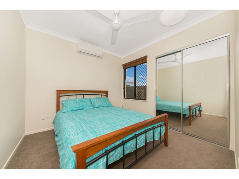 2 Goldfish Court, Burdell QLD 4818