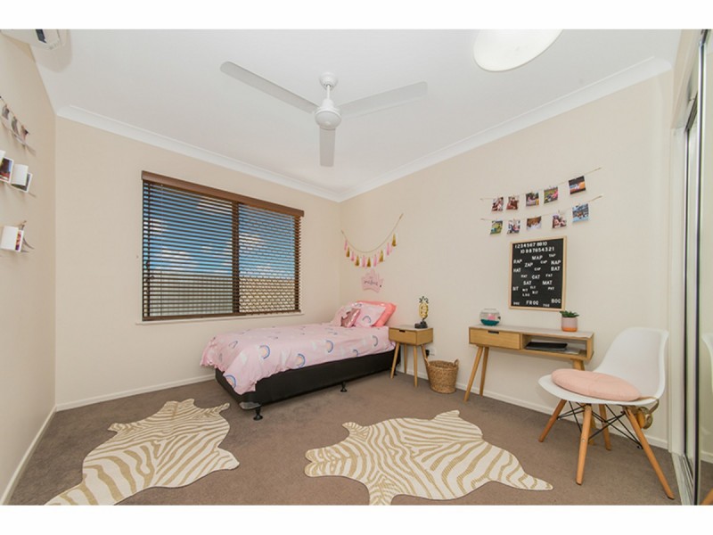 2 Goldfish Court, Burdell QLD 4818