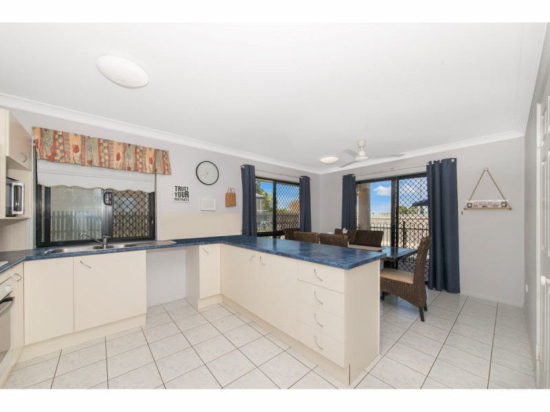 19 Fortunia Lane, Kirwan QLD 4817