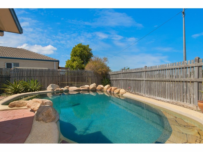 19 Fortunia Lane, Kirwan QLD 4817