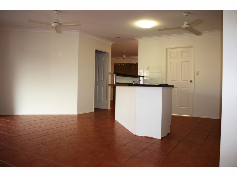 69 Squires Crescent, Kirwan QLD 4817