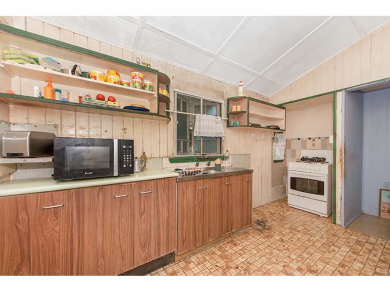 42 McLachlan Street, Currajong QLD 4812