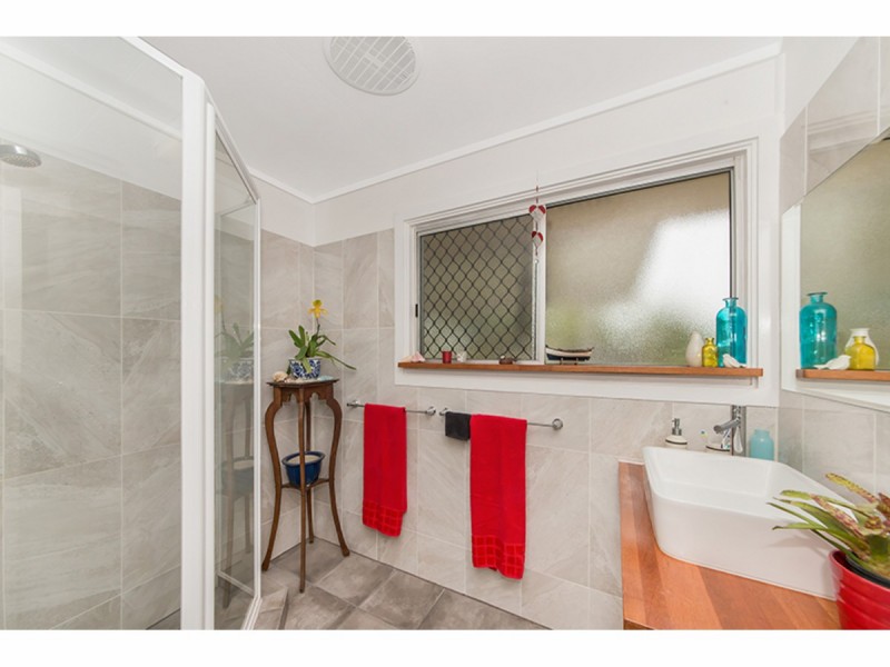 4 Barcroft Street, Aitkenvale QLD 4814