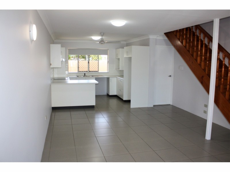 2/61 Arthur Street, Aitkenvale QLD 4814