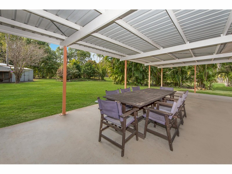 2 Flagstone Avenue, Rangewood QLD 4817