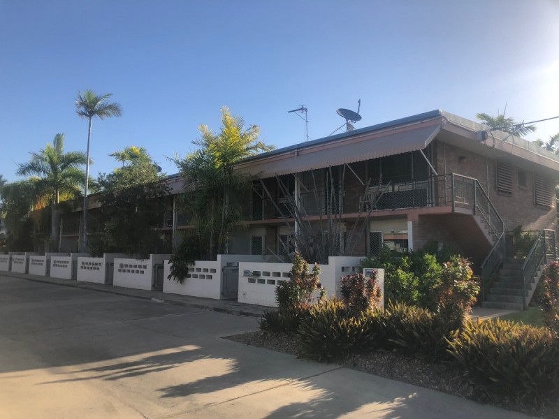 9/24 Bayswater Terrace, Hyde Park QLD 4812