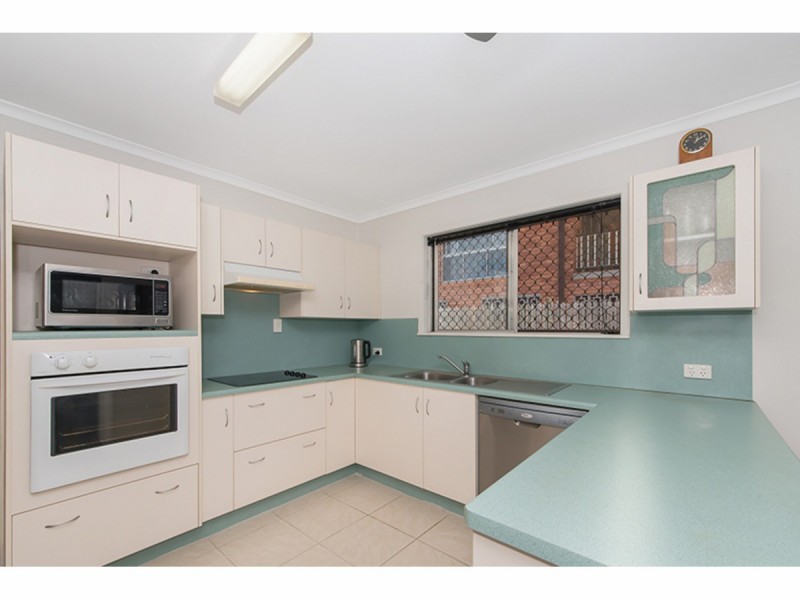 24 Berontha Street, Cranbrook QLD 4814